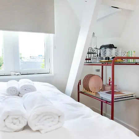 Apartment Trendy 2 Bedroom On Perfect Location Amsterdam